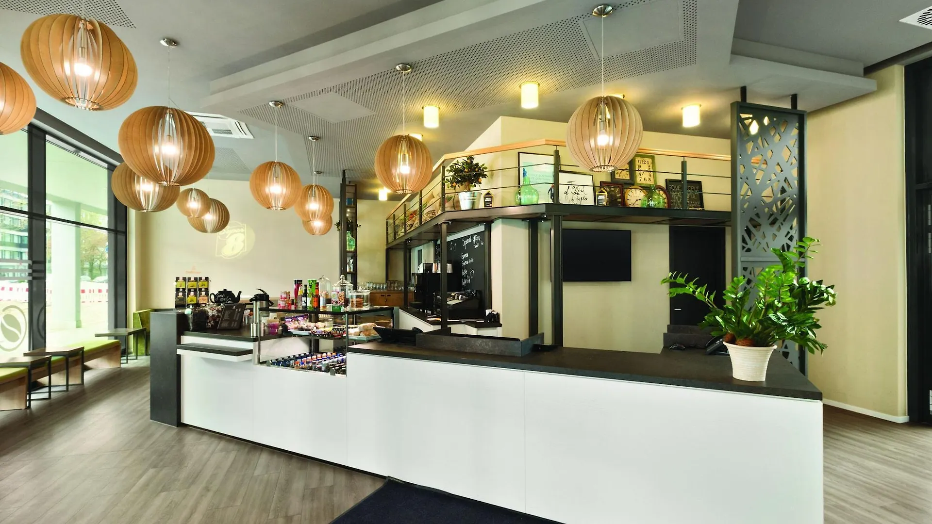 Super 8 By Wyndham Augsburg Hotel